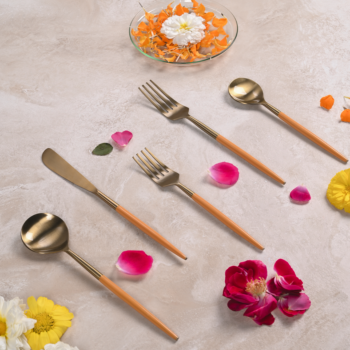 Greetwood Enamel Stainless Steel Cutlery Set for Dining Table in Tangerine